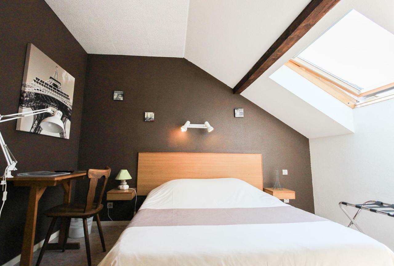 Hotel Restaurant De La Poste Mulhouse Ottmarsheim Bantzenheim Eksteriør billede